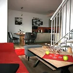 Loreley Hills 3 Apartment